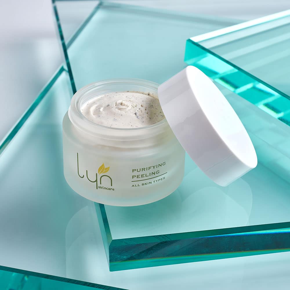 Lyn Purifying Peeling